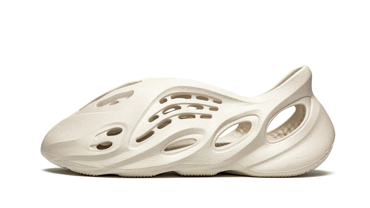 YEEZY FOAM RUNNER "Ararat" sneaker product image 1 | Foot Spikes