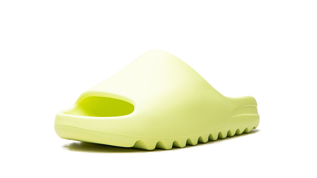 YEEZY SLIDE "Glow" sneaker product image 3 | Foot Spikes