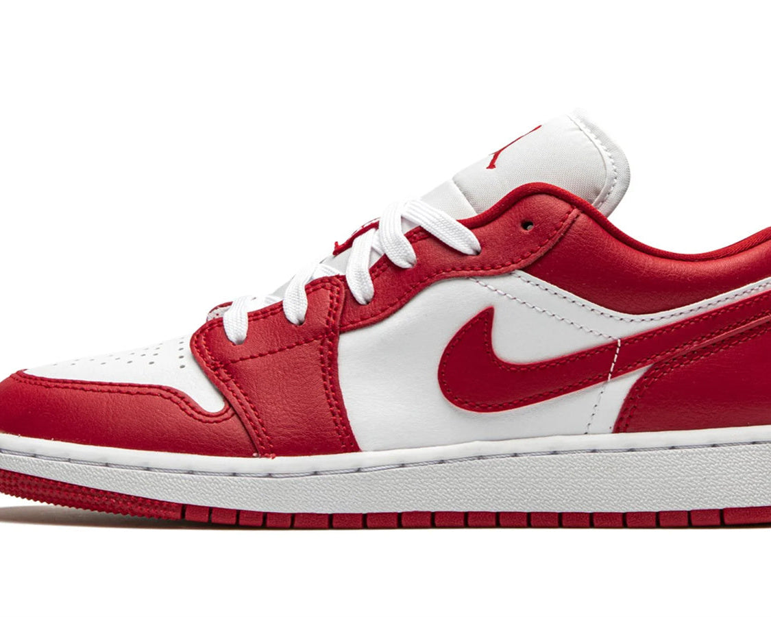 Air Jordan 1 Low "Gym Red" sneaker product image 1 | Foot Spikes