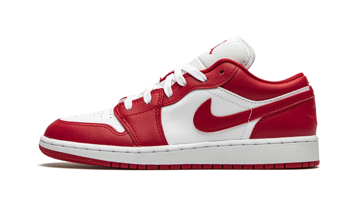 Air Jordan 1 Low "Gym Red" sneaker product image 1 | Foot Spikes