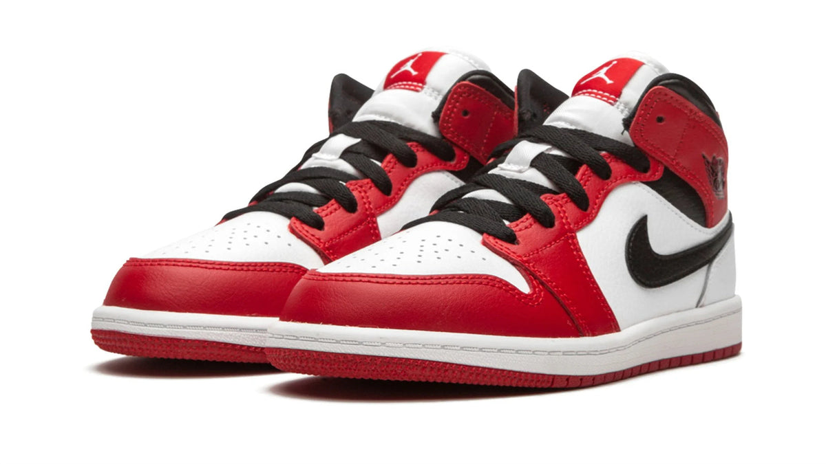 Air Jordan 1 Mid "Chicago 2020" sneaker product image 2 | Foot Spikes
