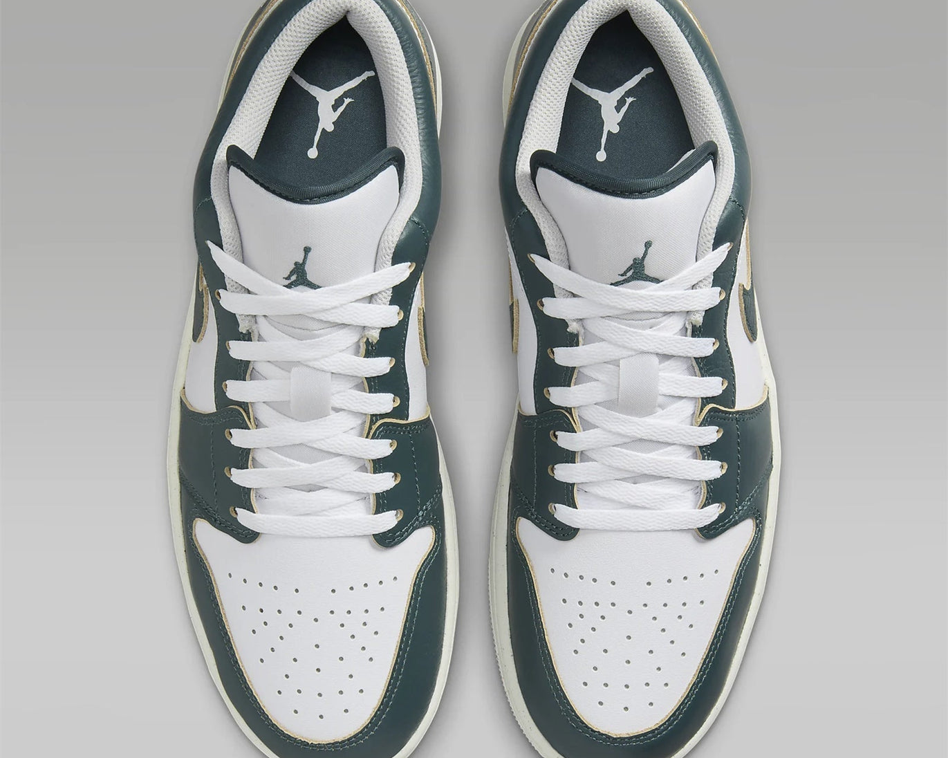 Air Jordan 1 "Oxidized Green" sneaker product image 7 | Foot Spikes