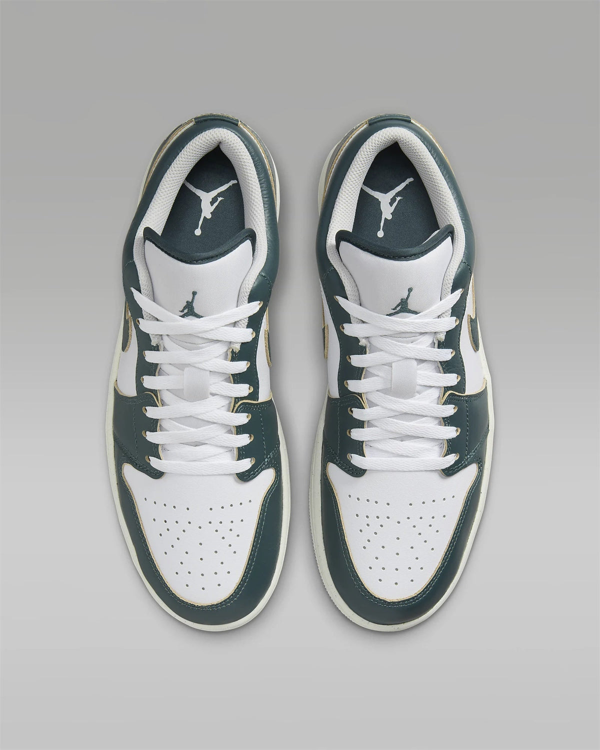 Air Jordan 1 "Oxidized Green" sneaker product image 7 | Foot Spikes