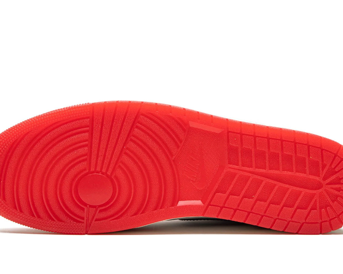 Air Jordan 1 High OG "Spider-Man Across the Spider-Verse" sneaker product image 5 | Foot Spikes
