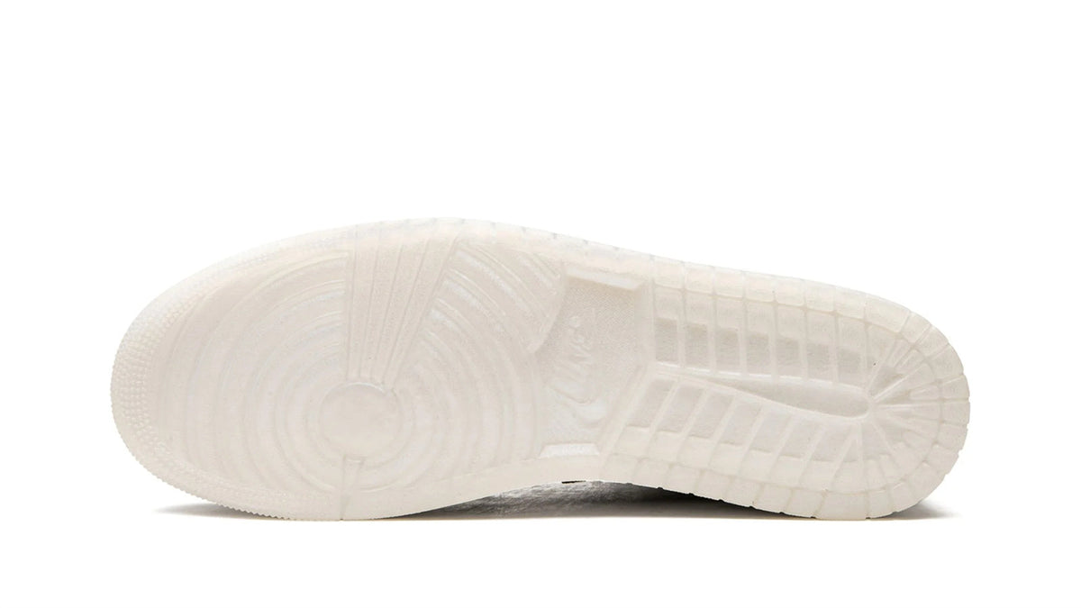 Air Jordan 1 MID SE "Diamond" sneaker product image 5 | Foot Spikes