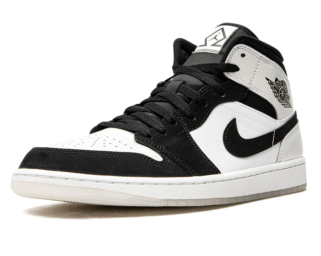 Air Jordan 1 MID SE "Diamond" sneaker product image 3 | Foot Spikes