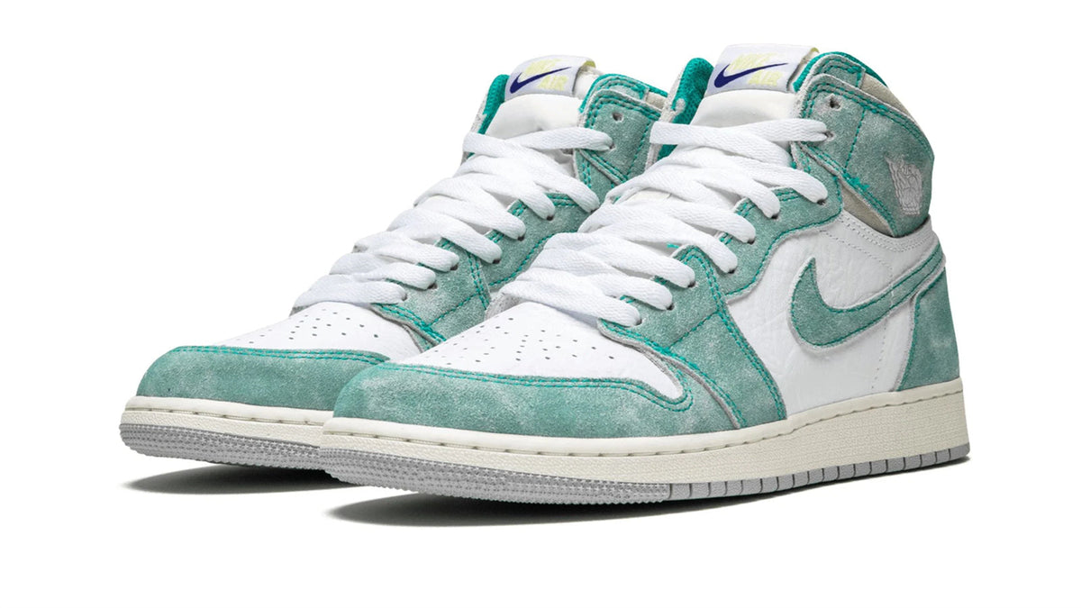 Air Jordan 1 Retro High OG "Turbo Green" sneaker product image 2 | Foot Spikes