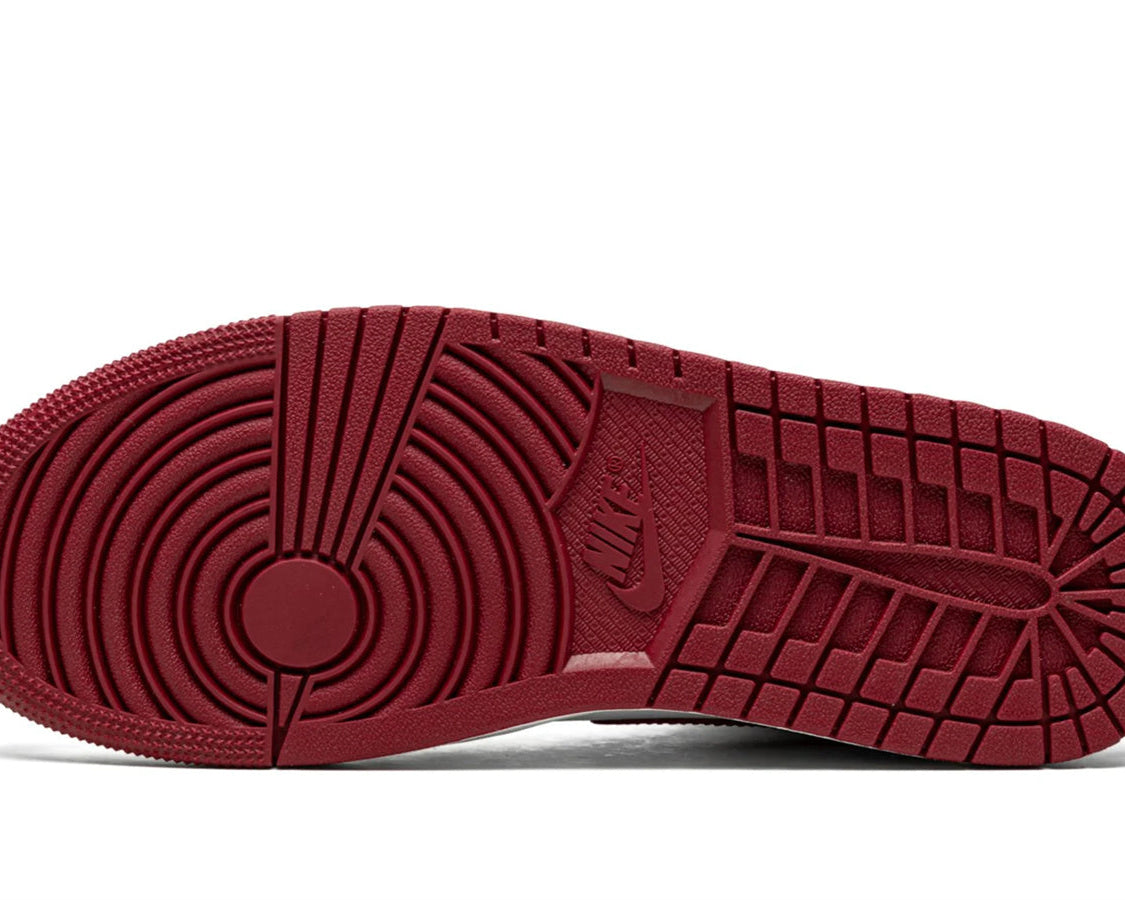 AIR JORDAN 1 MID WMNS "Reverse Chicago" sneaker product image 5 | Foot Spikes