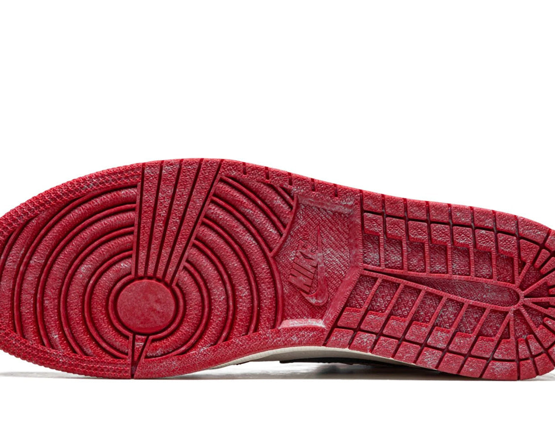 Air Jordan 1 Retro High OG "Chicago Lost and Found" sneaker product image 5 | Foot Spikes