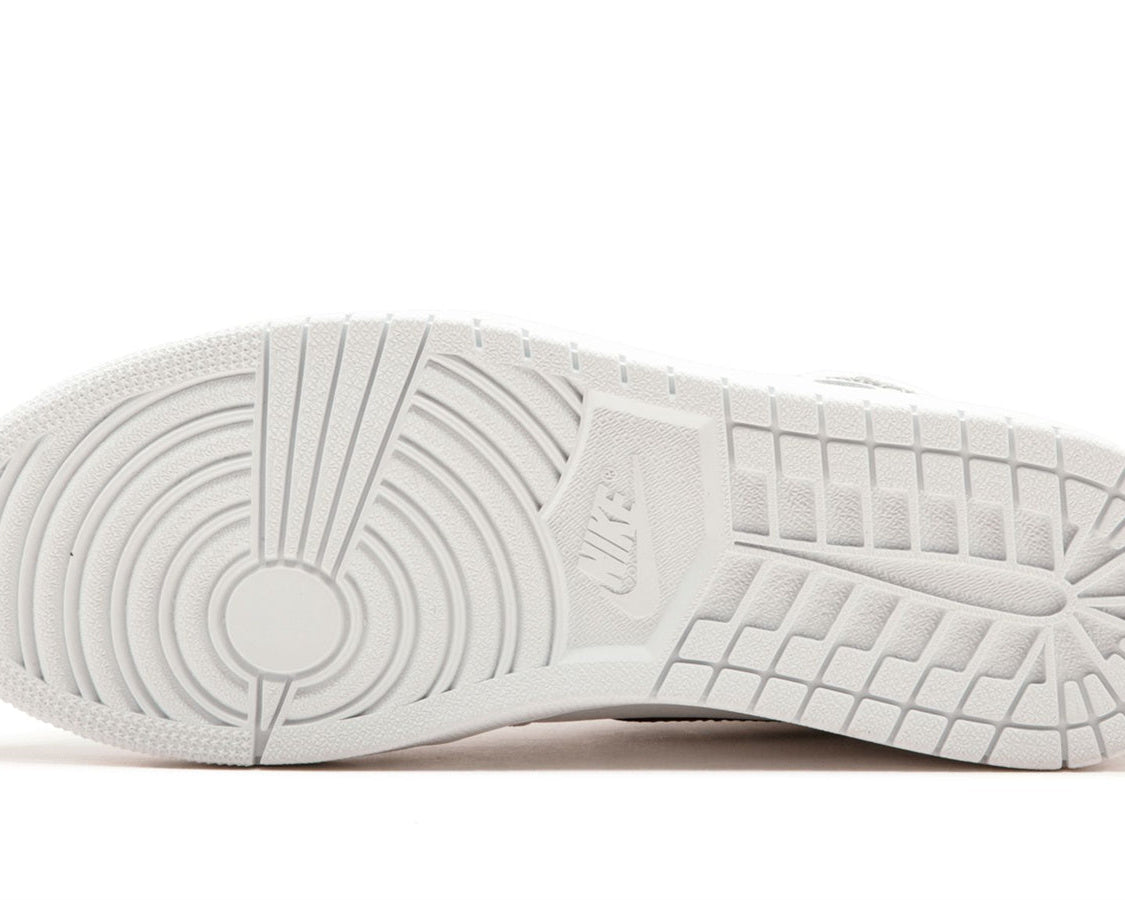 AIR JORDAN 1 RETRO HIGH OG "Premium Essentials" sneaker product image 5 | Foot Spikes
