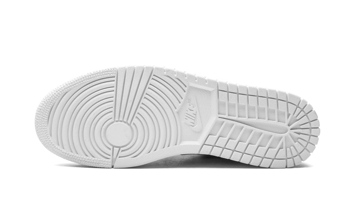 AIR JORDAN 1 LO WMNS "Panda" sneaker product image 5 | Foot Spikes