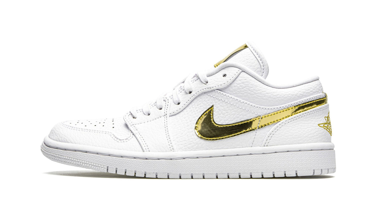 AIR JORDAN 1 LO SE WMNS "White Metallic Gold" sneaker product image 1 | Foot Spikes