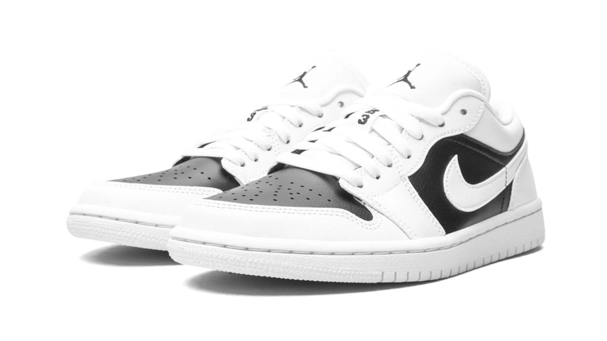 AIR JORDAN 1 LO WMNS "Panda" sneaker product image 2 | Foot Spikes