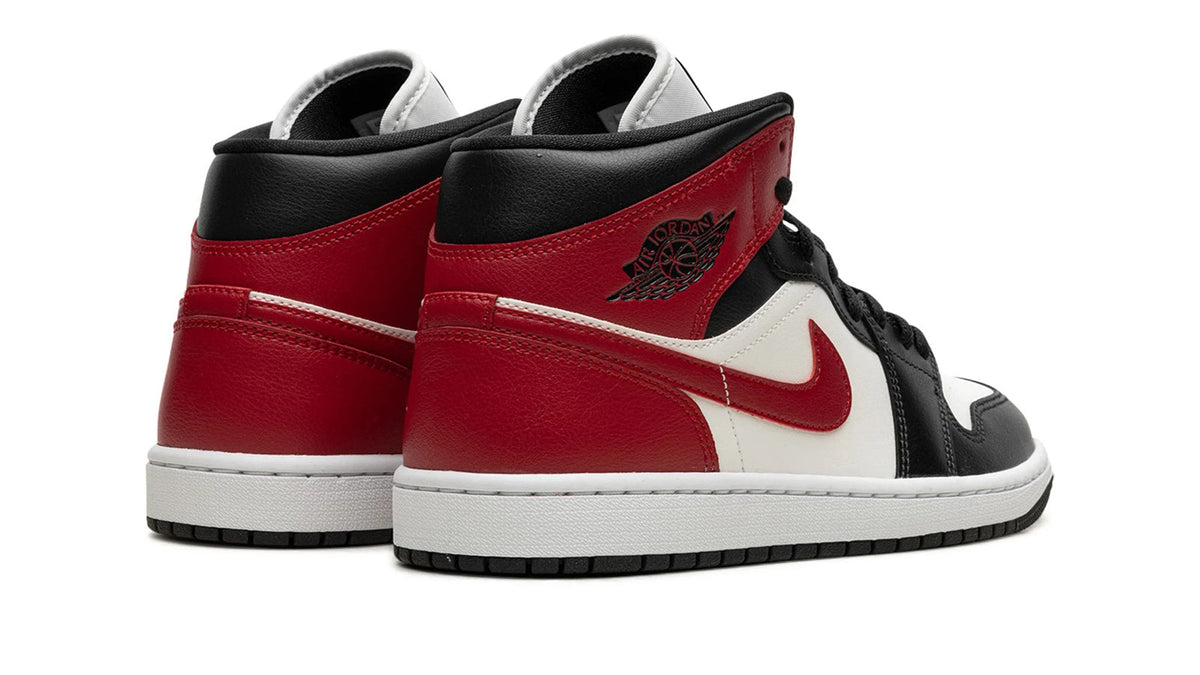 AIR JORDAN 1 MID WMNS "Black Toe" sneaker product image 4 | Foot Spikes
