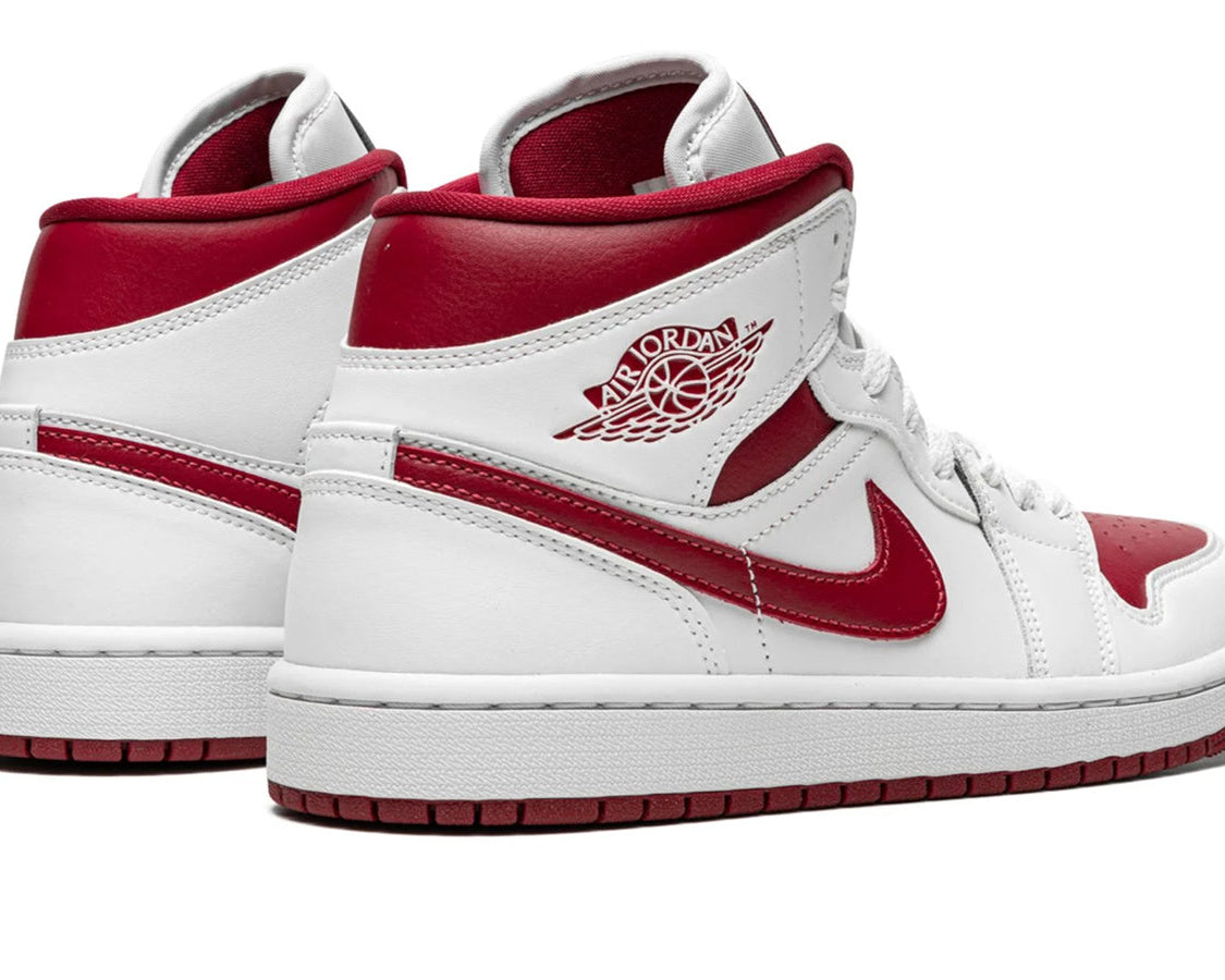 AIR JORDAN 1 MID WMNS "Reverse Chicago" sneaker product image 4 | Foot Spikes