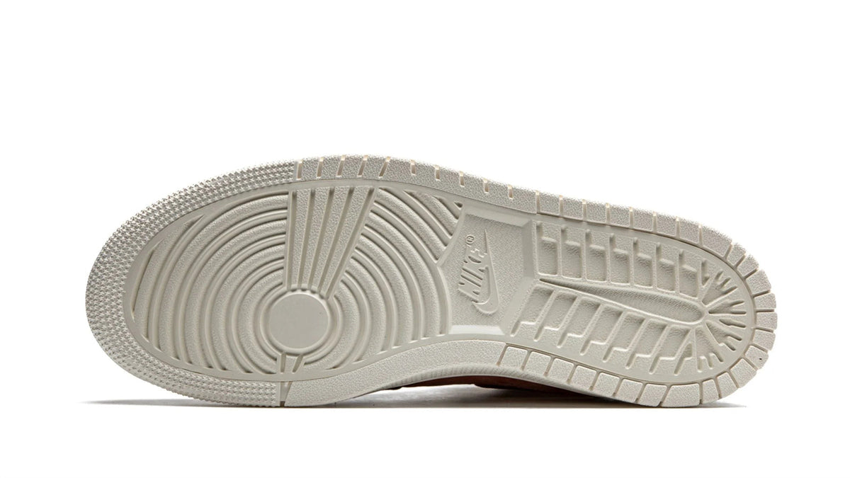 AIR JORDAN 1 HIGH ZOOM CM WMNS "Canyon Rust" sneaker product image 5 | Foot Spikes