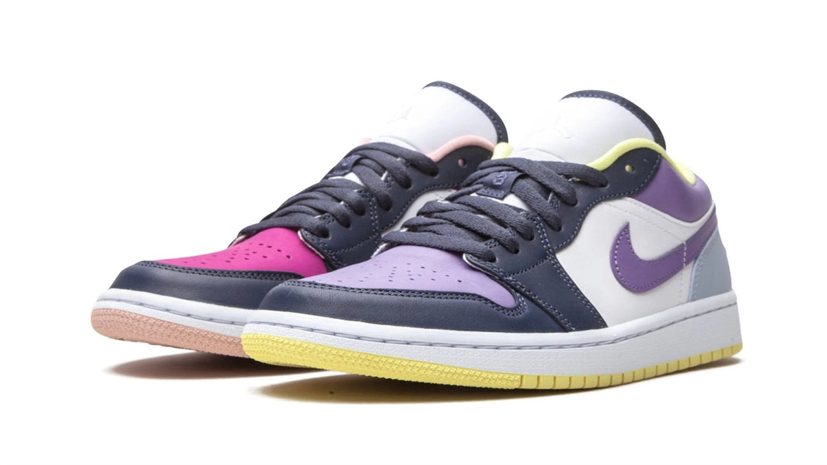 AIR JORDAN 1 LO SE WMNS "Mismatched Purple / Magenta" sneaker product image 2 | Foot Spikes