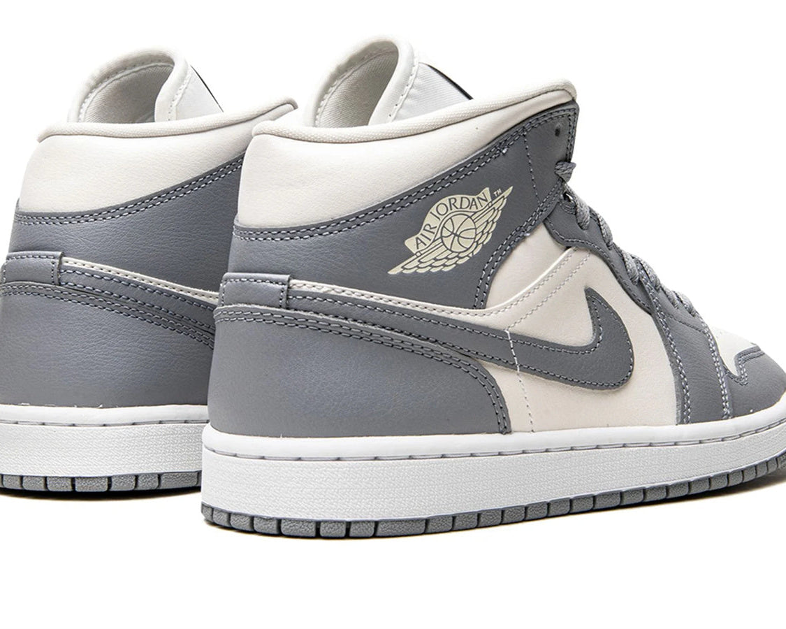 AIR JORDAN 1 MID WMNS "Stealth" sneaker product image 4 | Foot Spikes