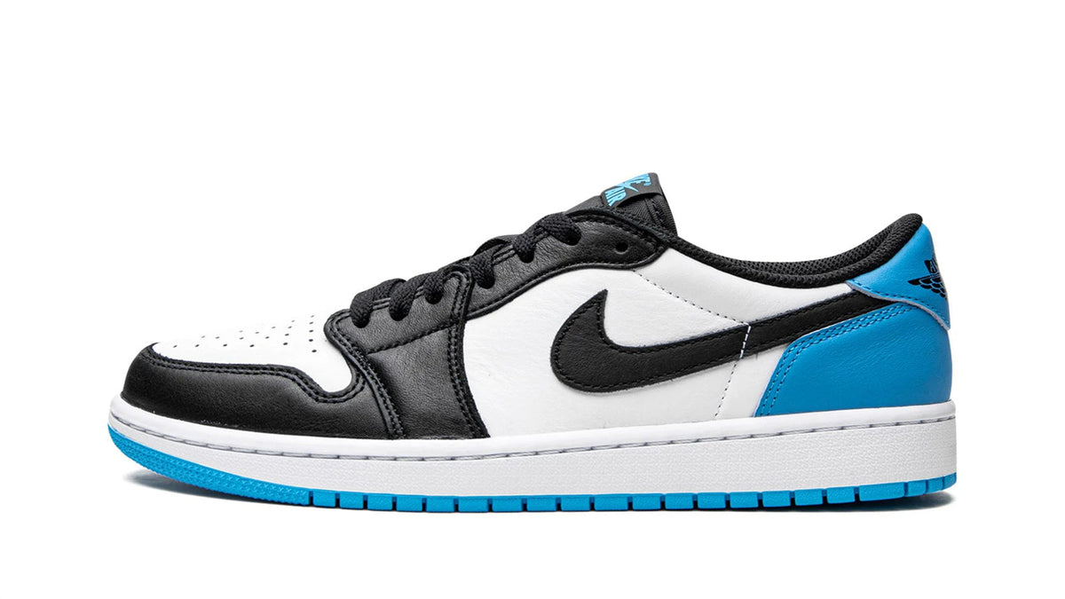AIR JORDAN 1 LOW OG WMNS "UNC" sneaker product image 1 | Foot Spikes
