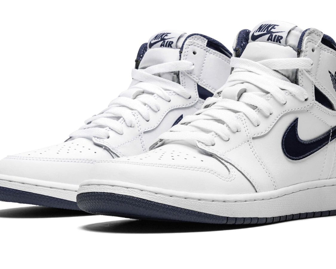Air Jordan 1 High OG GS sneaker product image 2 | Foot Spikes