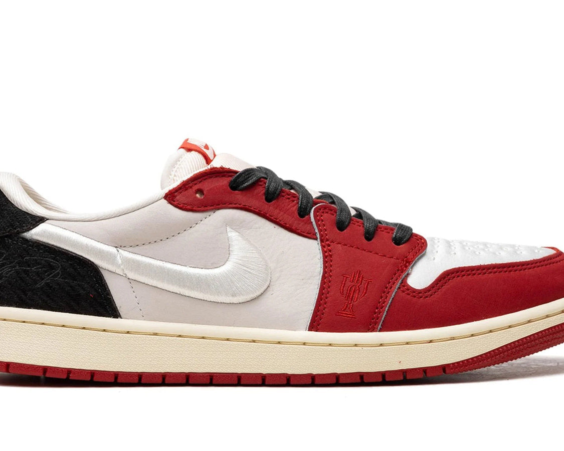 Air Jordan 1 Low OG "Trophy Room - Home" sneaker product image 4 | Foot Spikes