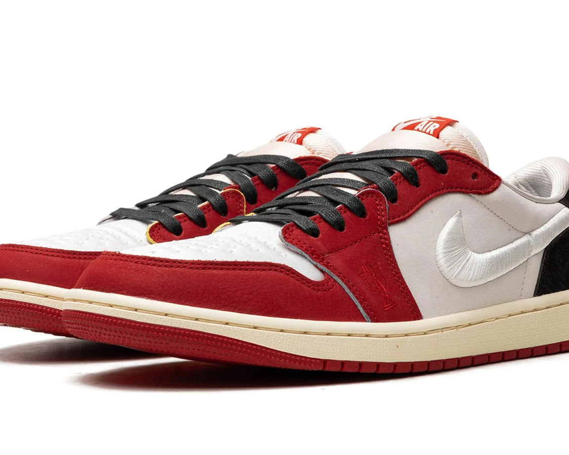 Air Jordan 1 Low OG "Trophy Room - Home" sneaker product image 2 | Foot Spikes