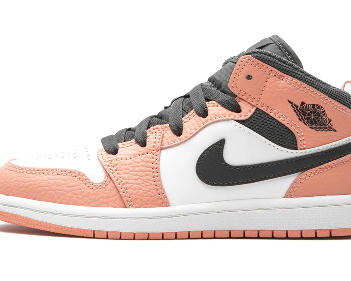 Air Jordan 1 Retro High OG "Pine Green" sneaker product image 1 | Foot Spikes