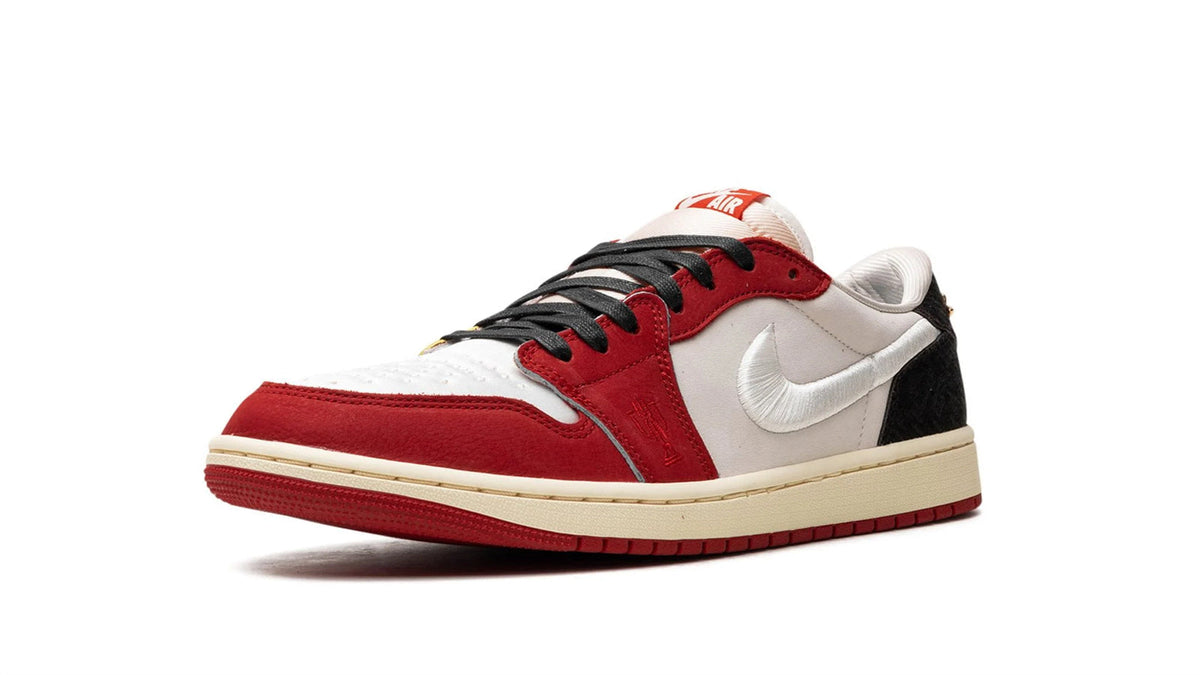 Air Jordan 1 Low OG "Trophy Room - Home" sneaker product image 3 | Foot Spikes