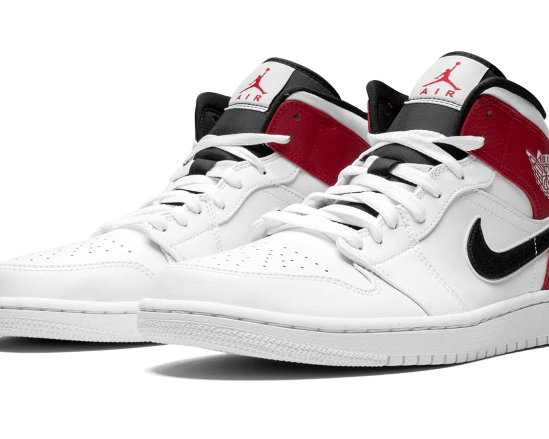 Air Jordan 1 Mid "White Chicago" sneaker product image 2 | Foot Spikes