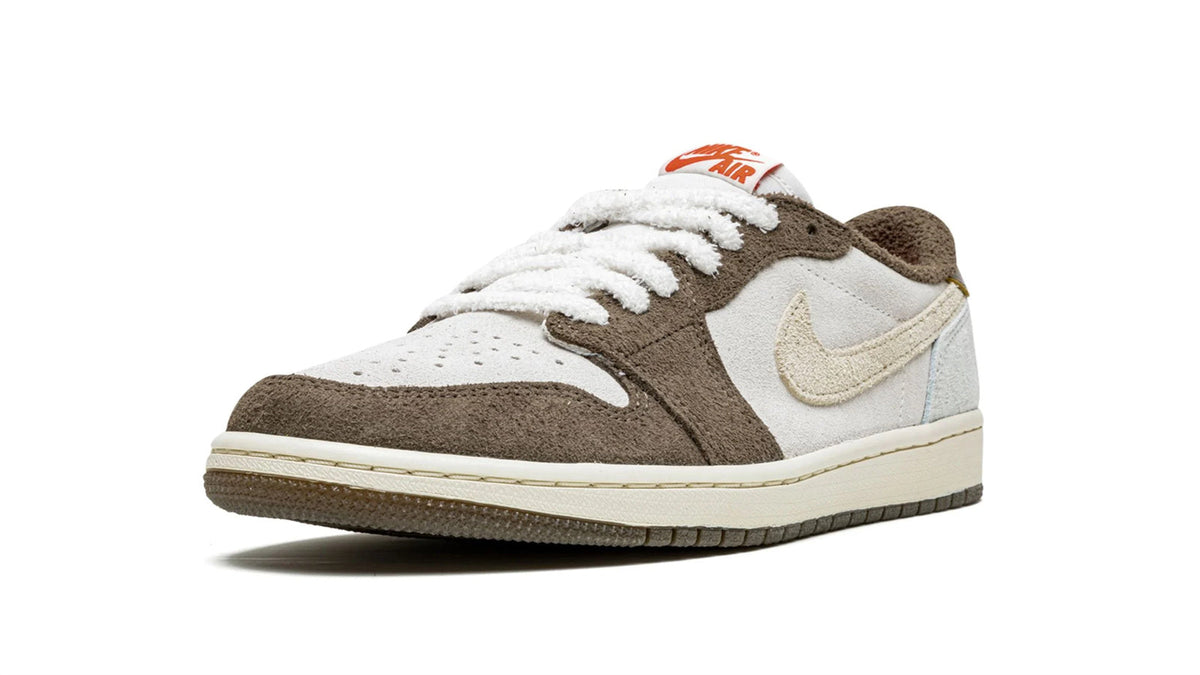 Air Jordan 1 Low "Year Of The Rabbit" sneaker product image 3 | Foot Spikes