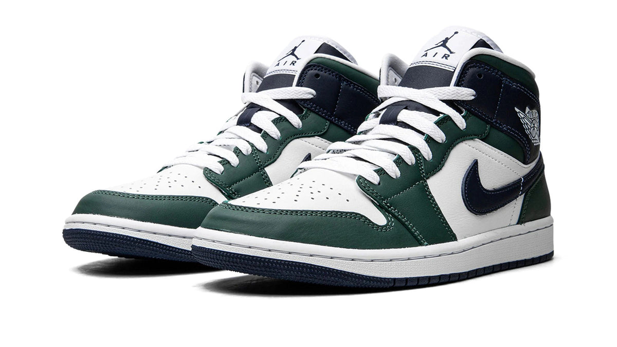AIR JORDAN 1 MID SE WMNS "Noble Green" sneaker product image 2 | Foot Spikes