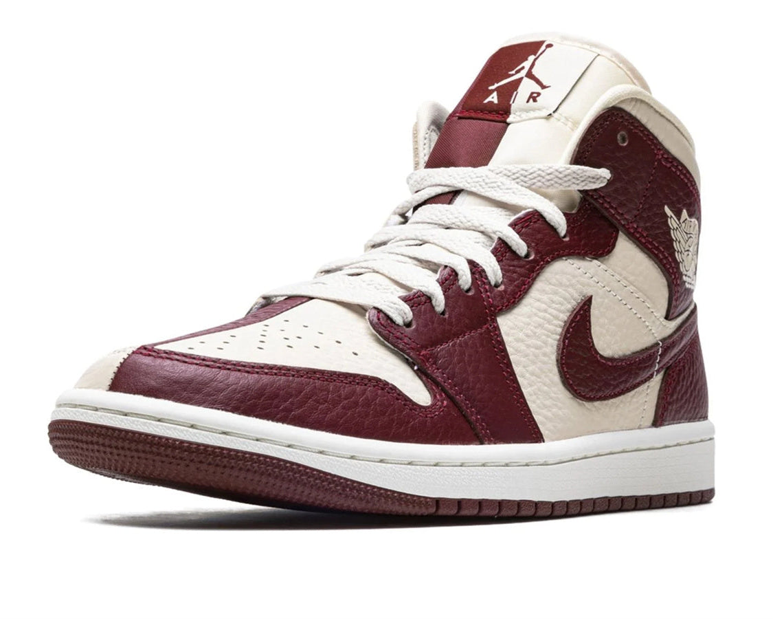 AIR JORDAN 1 WMNS "Split Cherrywood Red" sneaker product image 3 | Foot Spikes