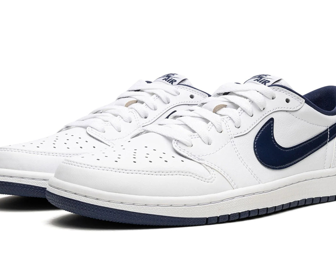 Air Jordan 1 Retro Low OG "Midnight Navy" sneaker product image 2 | Foot Spikes