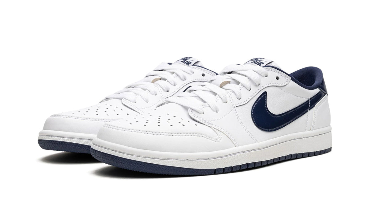 Air Jordan 1 Retro Low OG "Midnight Navy" sneaker product image 2 | Foot Spikes