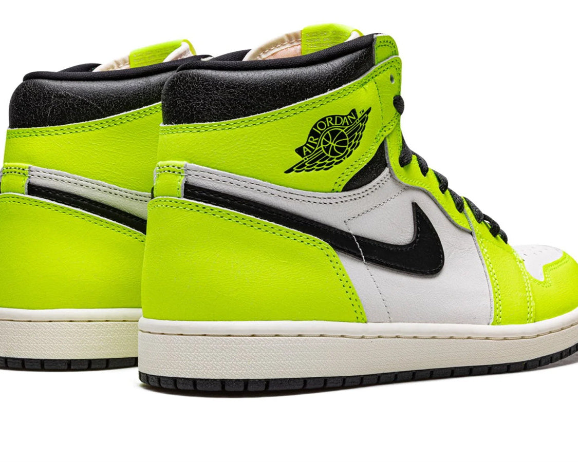 Air Jordan 1 High OG "Visionaire" sneaker product image 4 | Foot Spikes