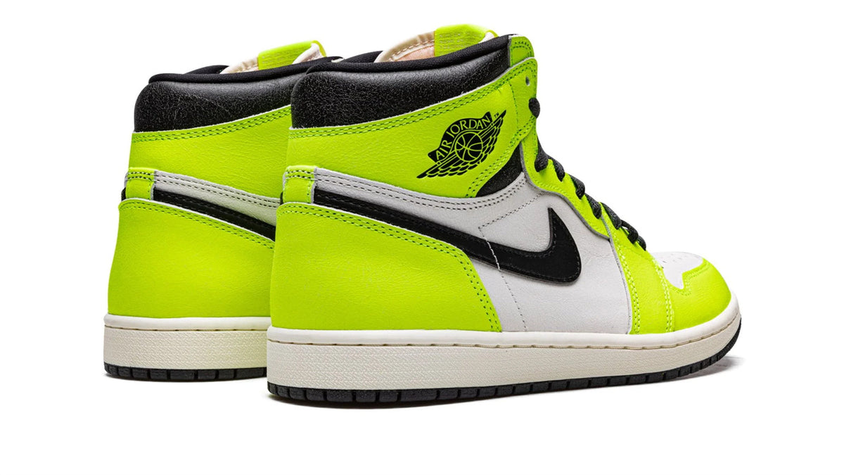 Air Jordan 1 High OG "Visionaire" sneaker product image 4 | Foot Spikes