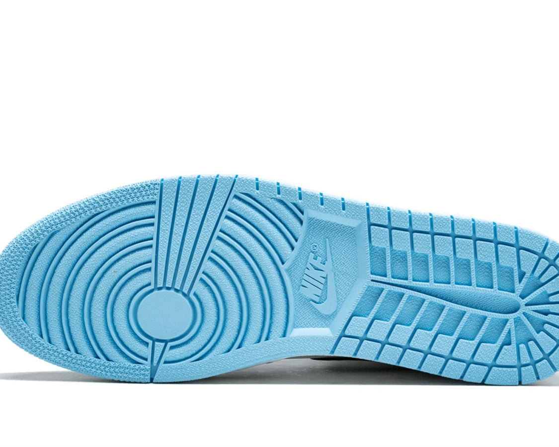 AIR JORDAN 1 HIGH OG WMNS "UNC Patent Leather" sneaker product image 5 | Foot Spikes