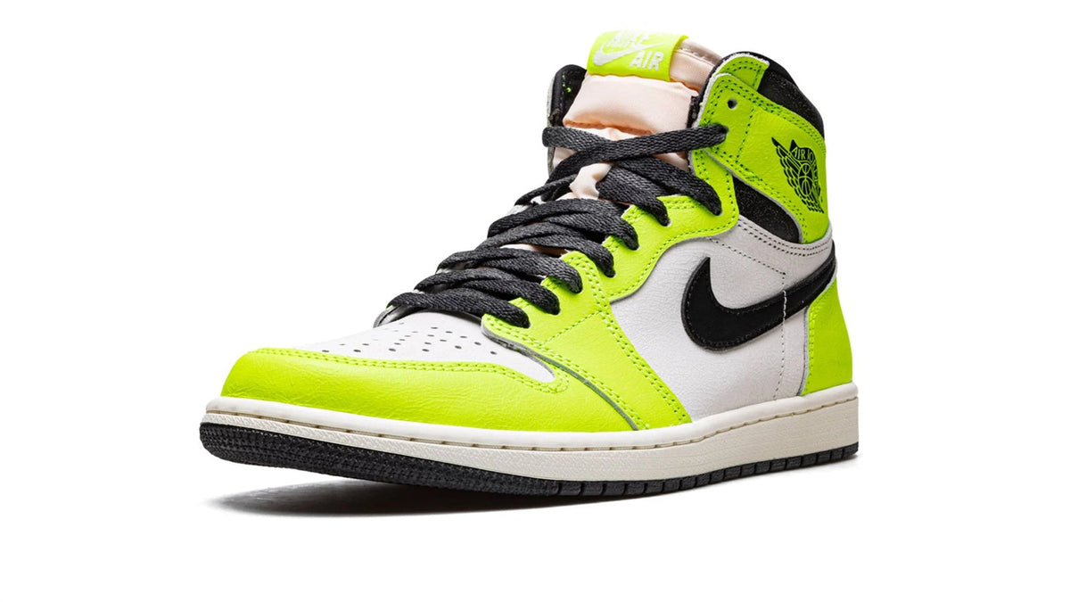 Air Jordan 1 High OG "Visionaire" sneaker product image 3 | Foot Spikes