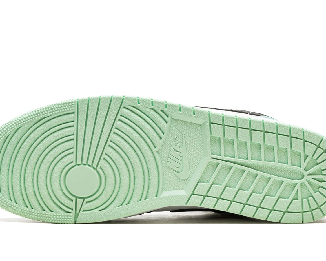 Jordan 1 Low "Tie-Dye" sneaker product image 5 | Foot Spikes