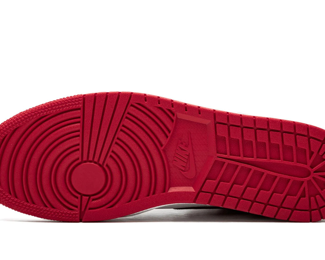 AIR JORDAN 1 HIGH OG WMNS "Satin Black Toe" sneaker product image 5 | Foot Spikes