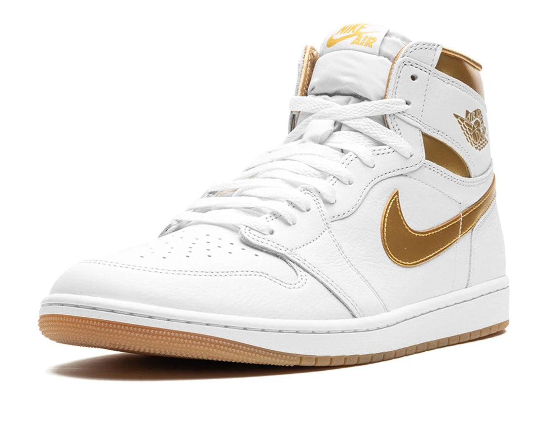 AIR JORDAN 1 RETRO HIGH OG WMNS "Metallic Gold" sneaker product image 3 | Foot Spikes