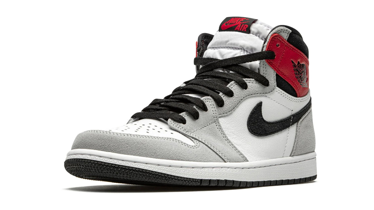 Air Jordan 1 Retro High OG "Light Smoke Grey" sneaker product image 3 | Foot Spikes