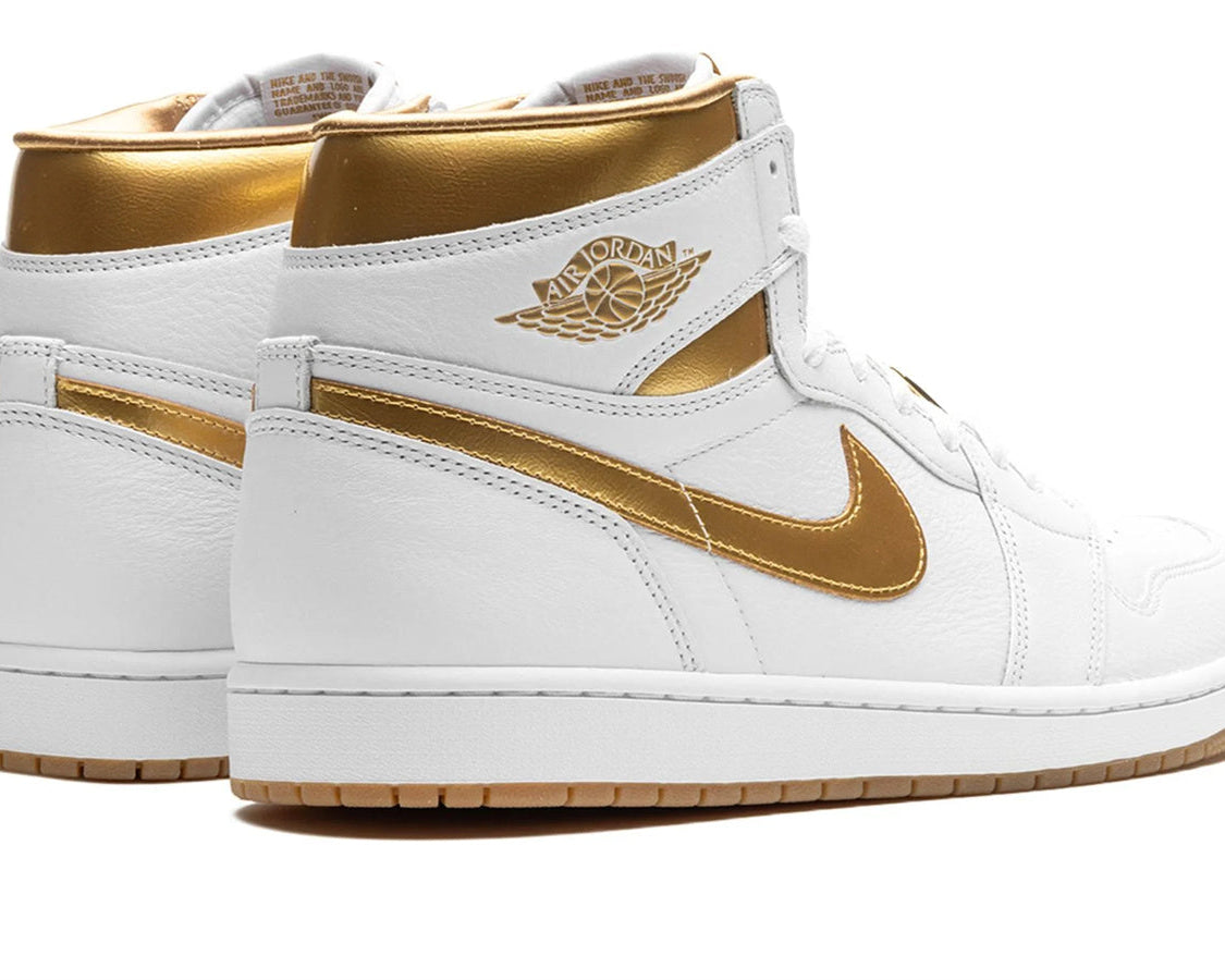 AIR JORDAN 1 RETRO HIGH OG WMNS "Metallic Gold" sneaker product image 4 | Foot Spikes