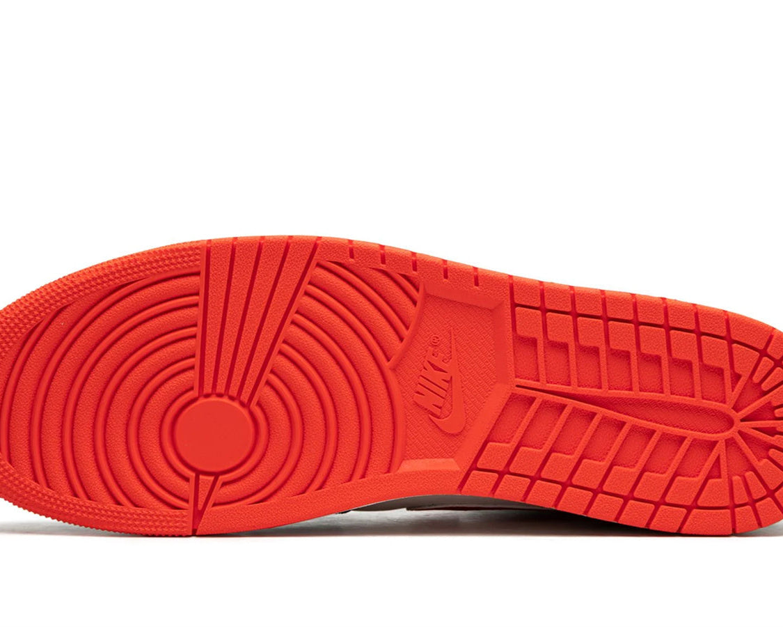 Air Jordan 1 MID "Knicks" sneaker product image 5 | Foot Spikes
