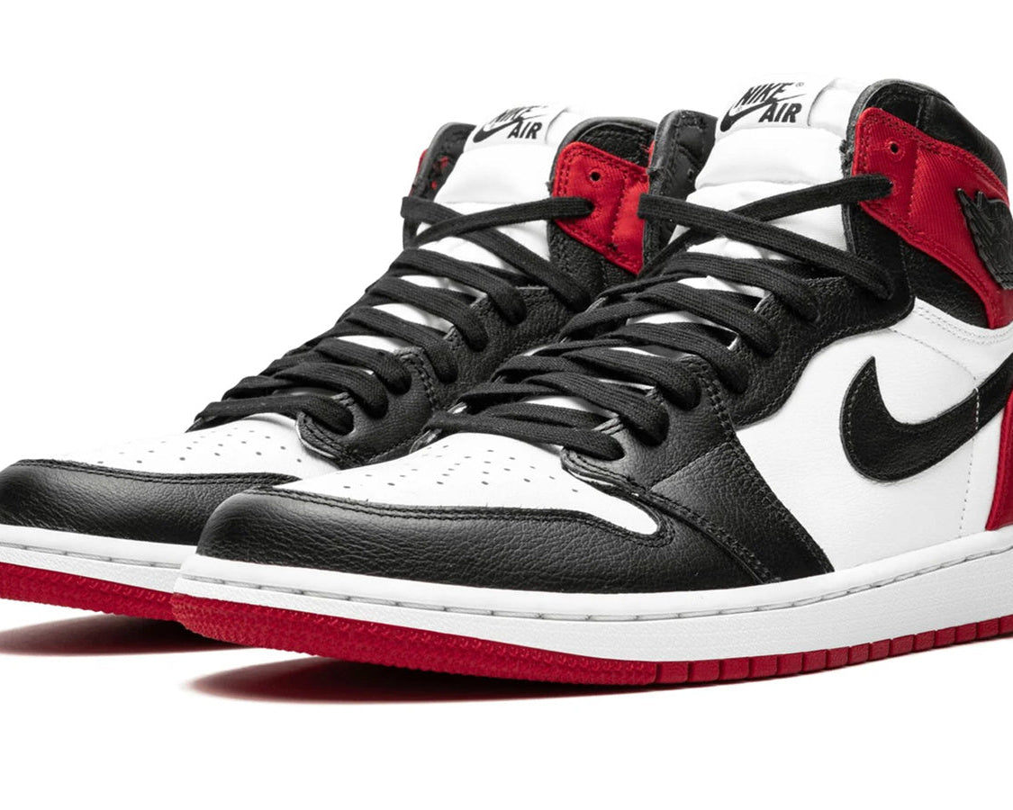 AIR JORDAN 1 HIGH OG WMNS "Satin Black Toe" sneaker product image 2 | Foot Spikes