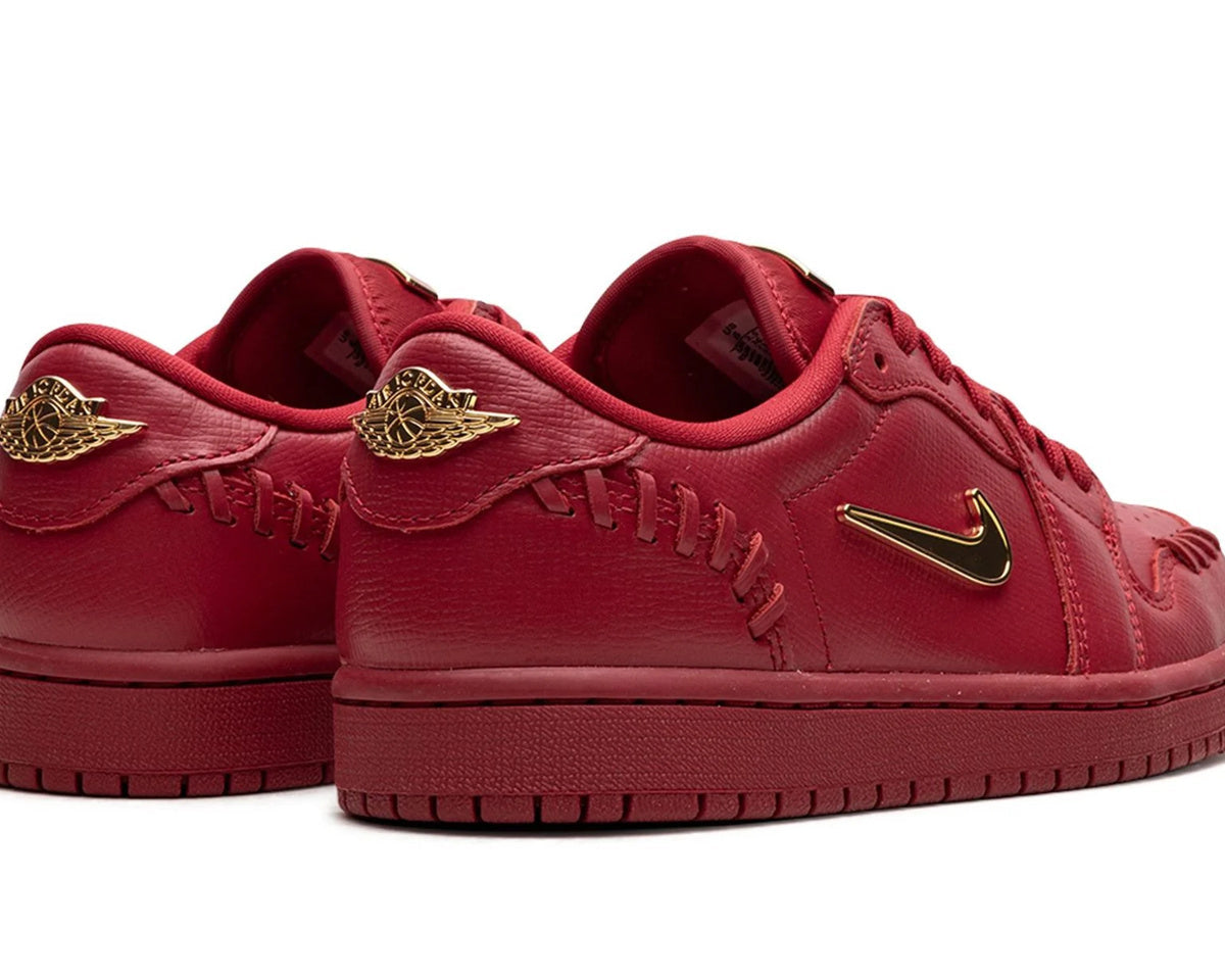Air Jordan 1 "Gym Red" sneaker product image 4 | Foot Spikes