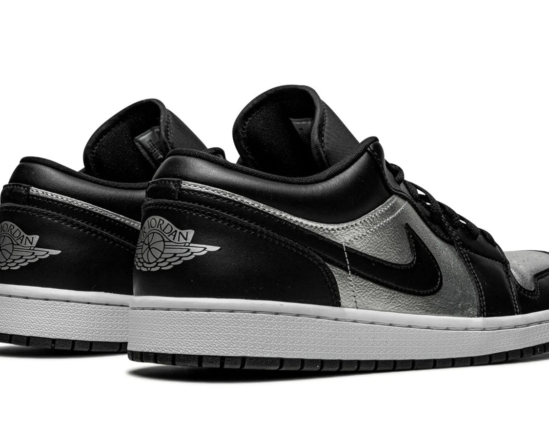 AIR JORDAN 1 LOW SE WMNS "Silver Toe" sneaker product image 4 | Foot Spikes