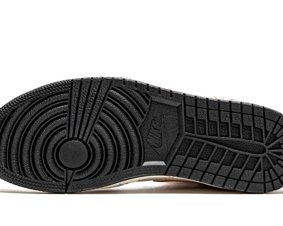 Air Jordan 1 Mid SE "Brushstroke" sneaker product image 3 | Foot Spikes