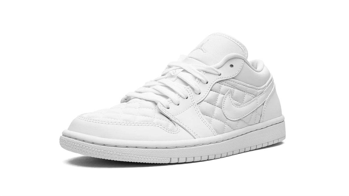 AIR JORDAN 1 LOW QUILTED WMNS "Quilted White" sneaker product image 3 | Foot Spikes