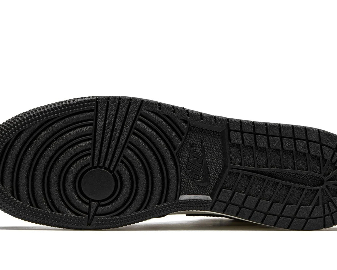 Air Jordan 1 Retro High OG GS "Dark Mocha" sneaker product image 2 | Foot Spikes